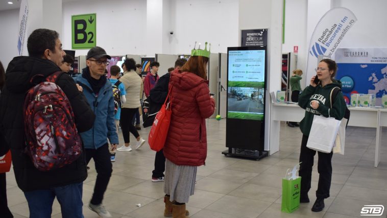 STB Gaudeamus 2025, afișaje inteligente